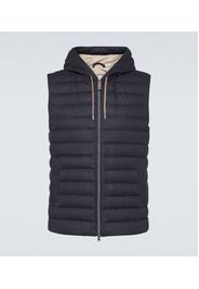 Paneled vest