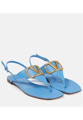 VLogo leather thong sandals