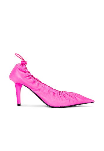 Balenciaga Scrunch Knife Pumps in Pink