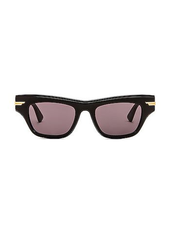 Bottega Veneta Acetate Feminine Soft Cat Eye Sunglasses in Black