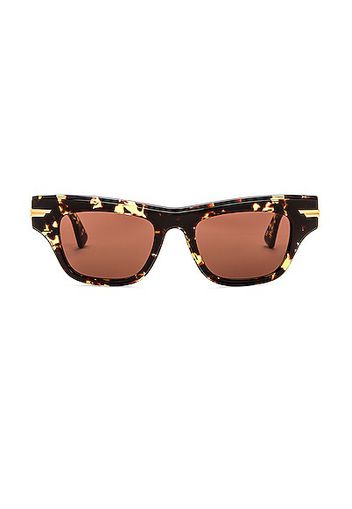 Bottega Veneta Acetate Feminine Soft Cat Eye Sunglasses in Brown