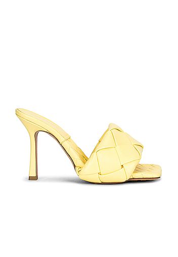 Bottega Veneta The Rubber Lido Sandals in Yellow