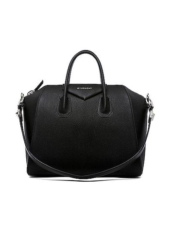 Givenchy Medium Sugar Antigona in Black