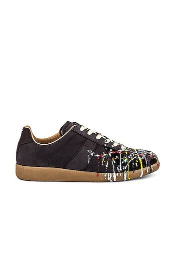 Maison Margiela Replica Sneakers in Black