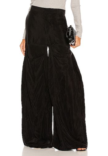 Y/Project Pop Up Leg Pant in Black