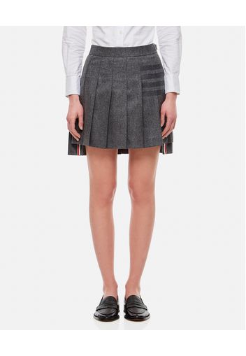 THIGH LENGHT DROPPED BACK PLEATED FLANNEL SKIRT