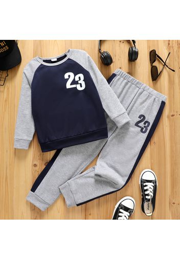 2pcs Kid Boy Number Print Colorblock Raglan Sleeve Sweatshirt and Elasticized Pants Set