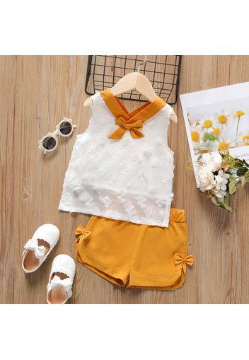 2-piece Toddler Girl Floral Design Bowknot Decor Sleeveless Blouse and Shorts Set