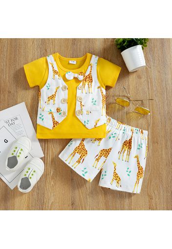 2pcs Baby Boy Cartoon Giraffe Print Waistcoat Faux-two Short-sleeve Top and Shorts Set