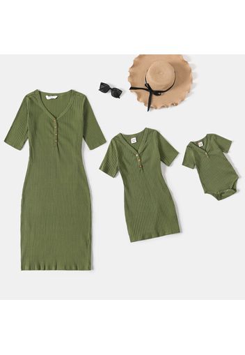 Ribbed Solid Half-sleeve Matching Green Midi Dresses