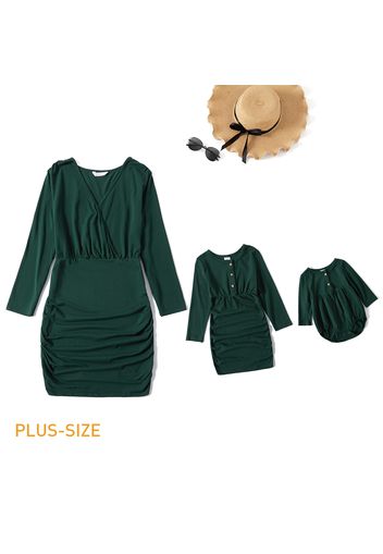 Dark Green Cotton Long-sleeve Bodycon Ruched Dress for Mom and Me