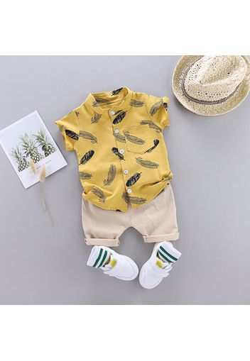 2pcs Toddler Boy Vacation Feather Print Shirt and Shorts Set