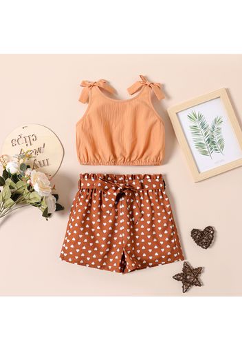 2pcs Toddler Girl Bowknot Design Tank Top and Heart Print Belted Shorts Set