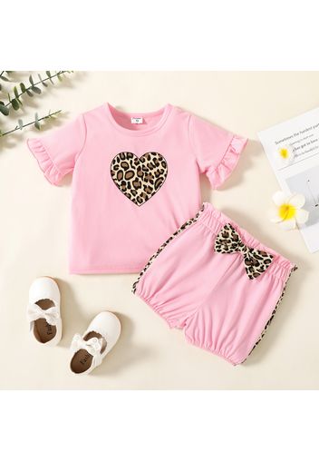 2-piece Toddler Girl Leopard Heart Print Ruffled Tee and Bowknot Design Shorts Set