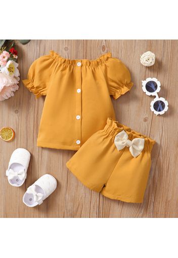 2pcs Baby Girl Button Design Short Puff-sleeve Top and Bowknot Shorts Set