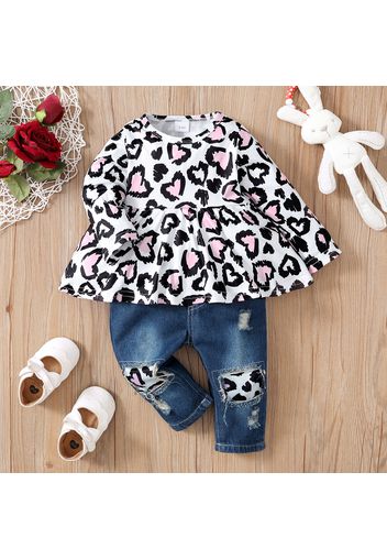 2pcs Baby Girl Love Heart Leopard Print Long-sleeve Top and Ripped Jeans Set