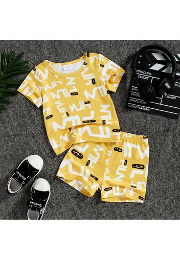 2pcs Baby Boy/Girl All Over Letter Print Yellow Short-sleeve T-shirt and Shorts Set