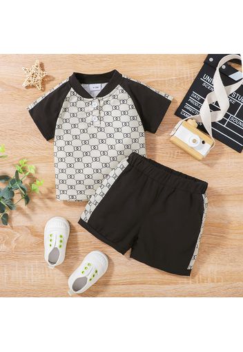 2pcs Baby Boy All Over Print Mandarin Collar Raglan-sleeve Top and Shorts Set