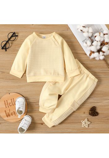 2pcs Baby Boy Solid Raglan-sleeve Textured Sweatshirt and Sweatpants Set