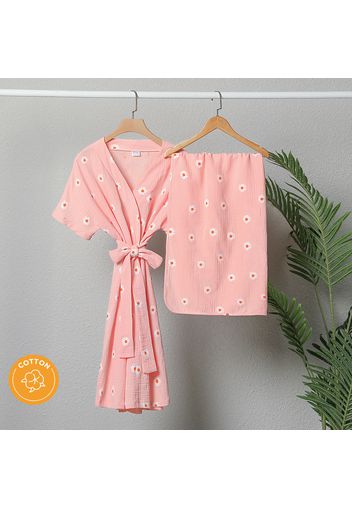 Mommy and Me 100% Cotton Crepe All Over Daisy Floral Print Pink Short-sleeve Robe and Swaddle Set