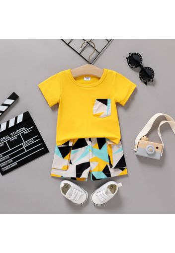 2pcs Baby Boy Short-sleeve T-shirt and Geo Print Shorts Set