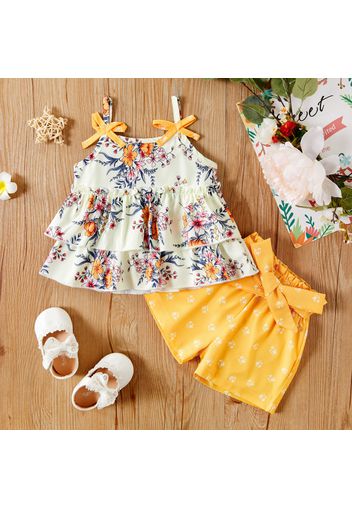 2-piece Toddler Girl Floral Ruffled Top and Bowknot Shorts Set