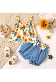 2pcs Baby Girl All Over Sunflower Floral Print Sleeveless Top and Imitation Denim Shorts Set