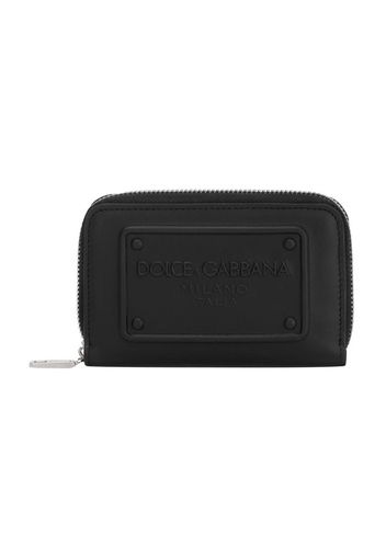 Small zip-around wallet in calfskin with raised logo