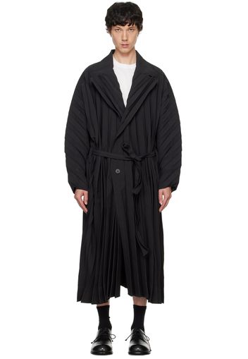 HOMME PLISSÉ ISSEY MIYAKE Black Edge Coat