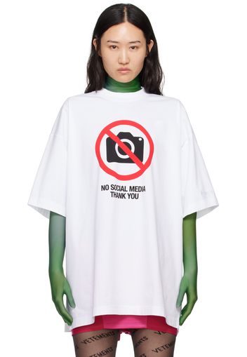 VETEMENTS White 'No Social Media' T-Shirt