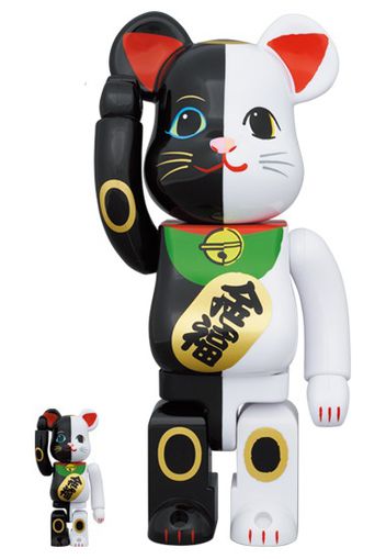 Bearbrick Maneki Neko Invitation Black x Fortune White 100% & 400% Set