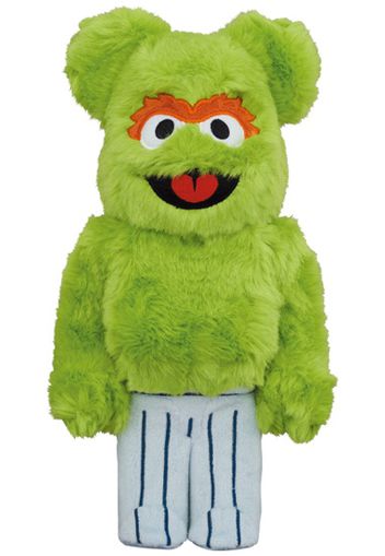 Bearbrick x Sesame Street Oscar the Grouch Costume Ver. 400%