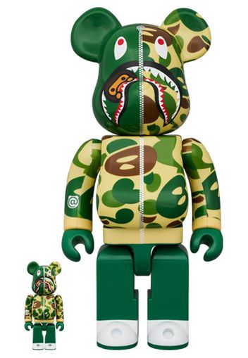 Bearbrick x BAPE Baby Milo(R) Camo Shark 100% & 400% Set Green