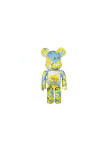 Bearbrick Flora Golden Shower Flowers 4