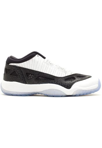 Jordan 11 Retro Low IE White Black (2011) (GS)