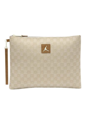 Jordan Monogram Pouch (0.69L) Coconut Milk