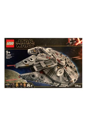 LEGO Star Wars Millennium Falcon Set 75257