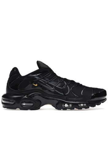 Nike Air Max Plus Black Smoke Grey Solar Flare Dark Smoke Grey