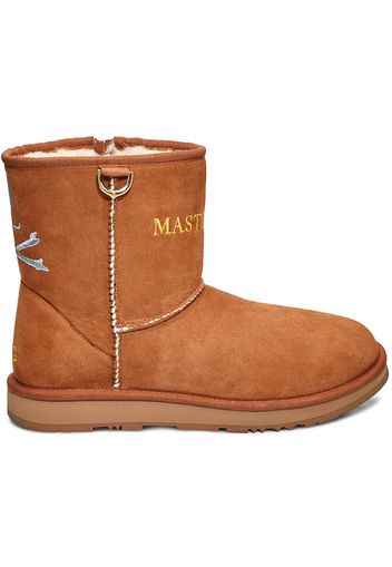 UGG Classic Short Boot mastermind World Chestnut