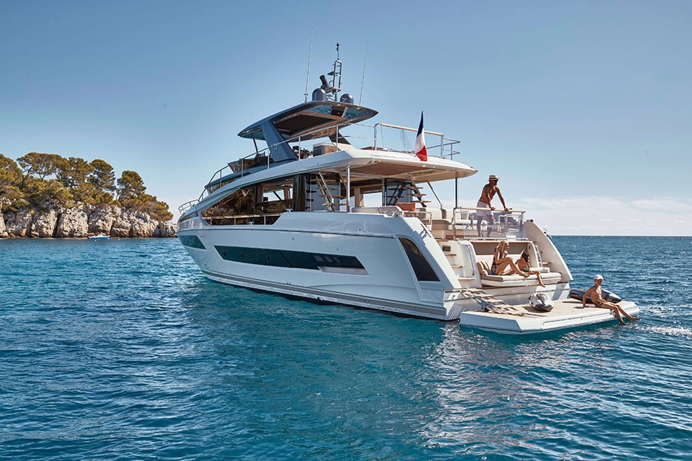 large_3430154 Prestige Yachts for Sale