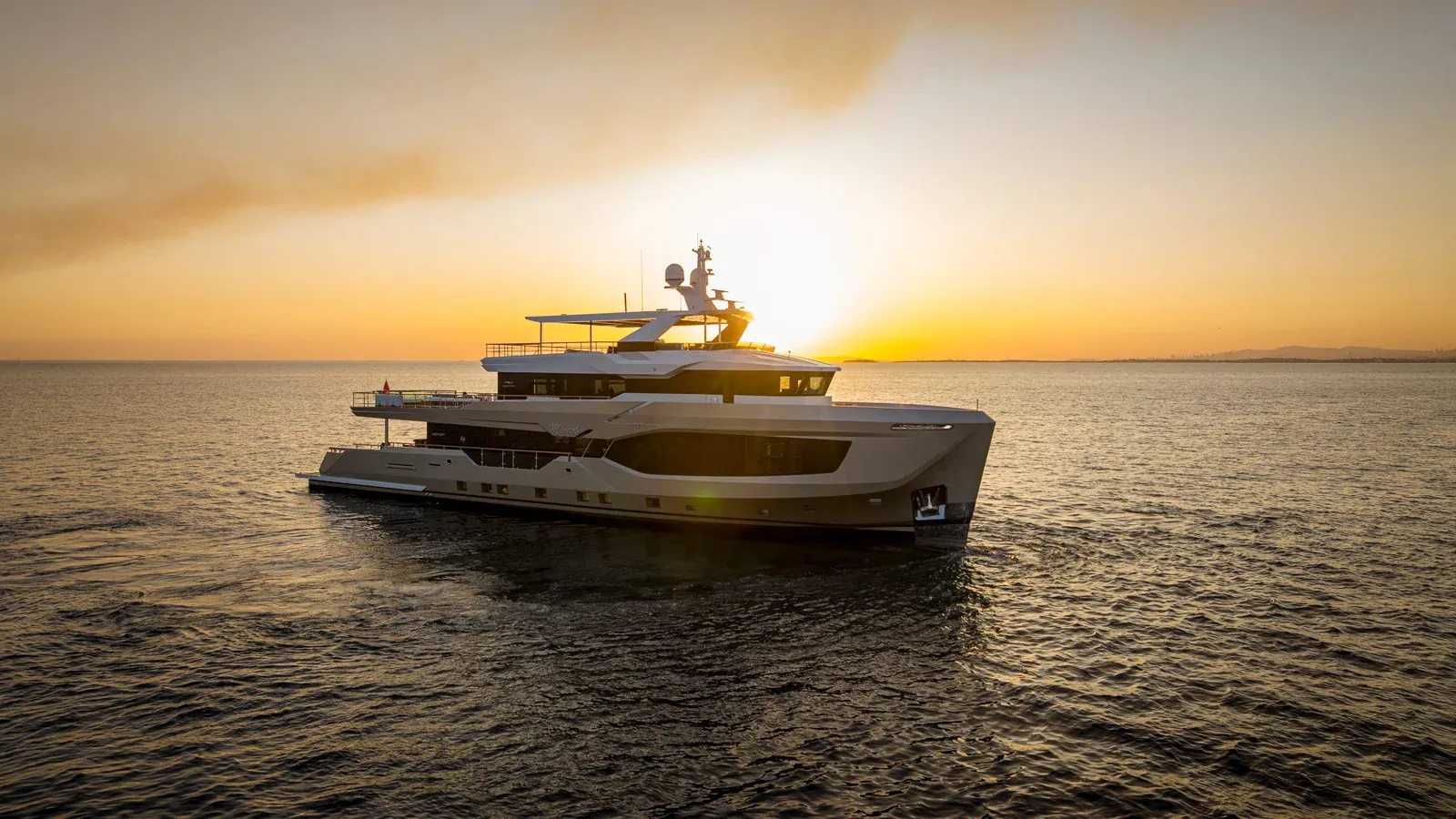 Explore the New Numarine 40MXP Yacht