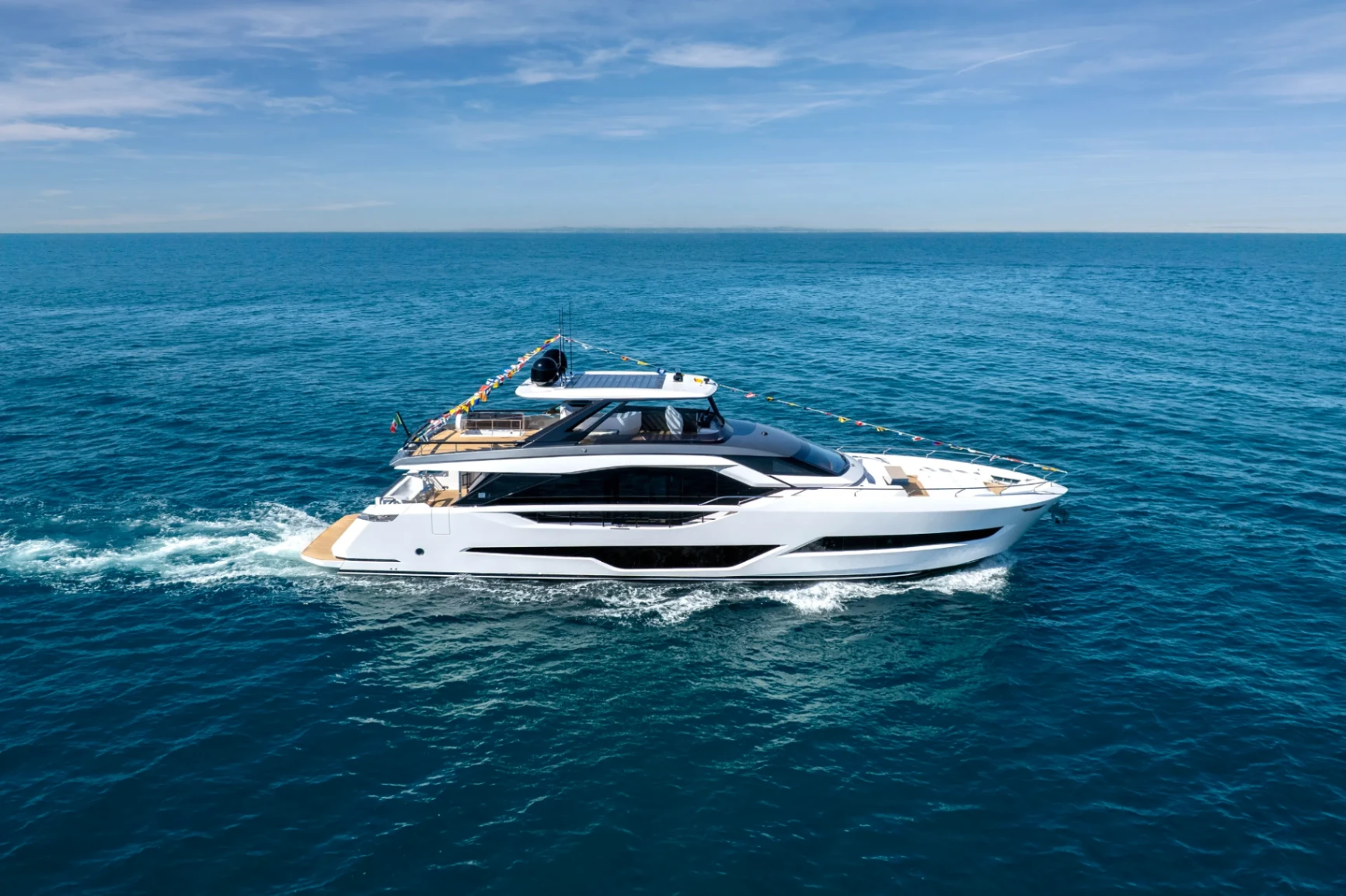Ferretti Yachts Introduces 800 Model in Cattolica