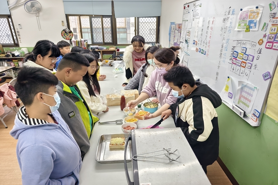 社團法人苗栗縣愛加倍社區關懷協會
