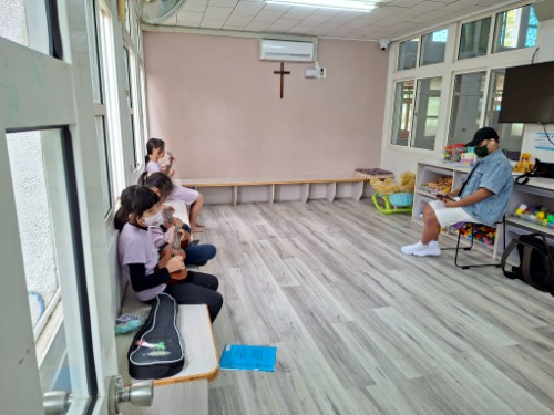 可能是讀書的圖像