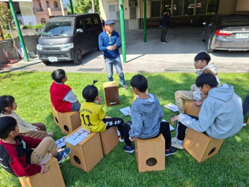 可能是讀書和文字的圖像