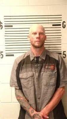 Mugshot of VIRONET, DOUGLAS