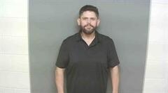 Mugshot of GLADSTONE, DOUGLAS W