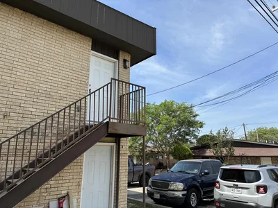 705 Bustamante St #2
