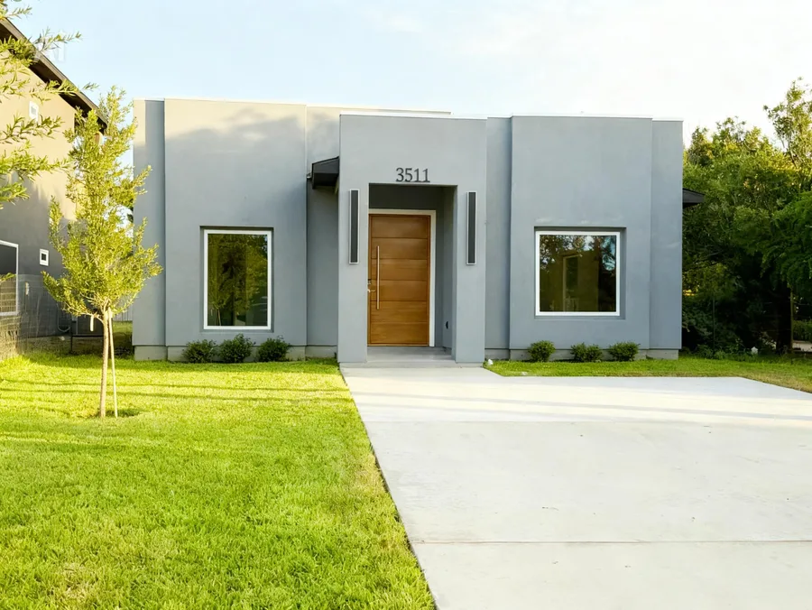3511 Pine St, Laredo, TX 78046