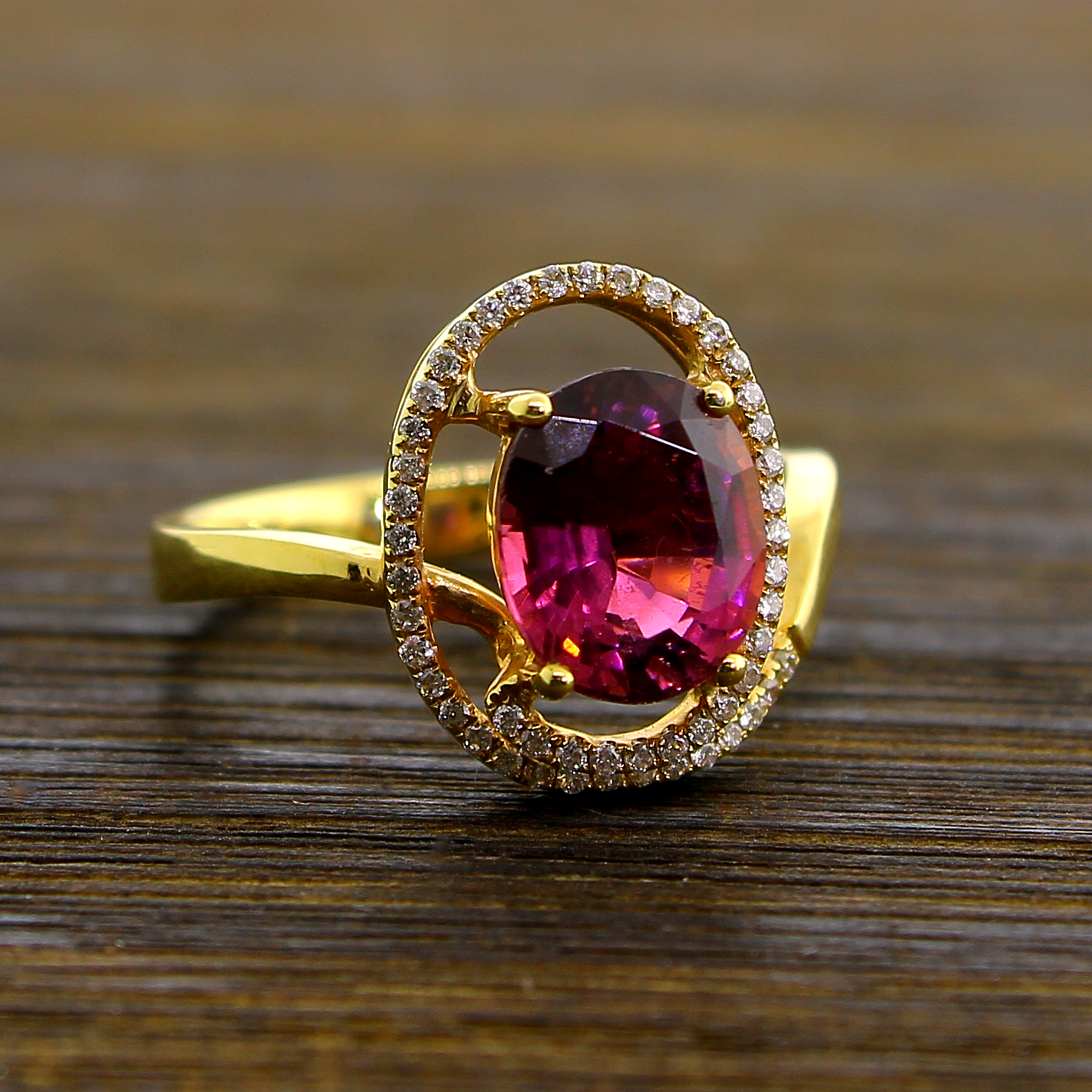 18KT Yellow Gold 1.97CT Pink Tourmaline with 50 Diamonds Ring